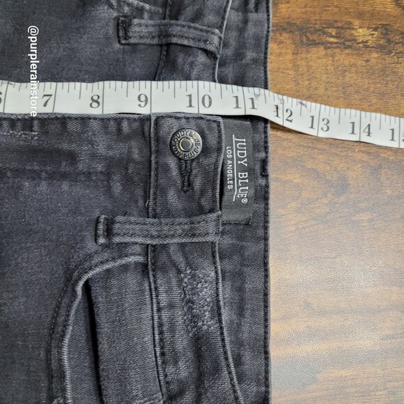 Judy Blue Jeans 28 Skinny Mid Rise Raw Hem Black Wash Stretch Denim JB88268 - Picture 9 of 13